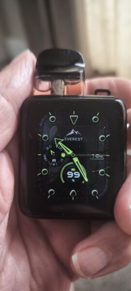 File:Vape with clock.jpg